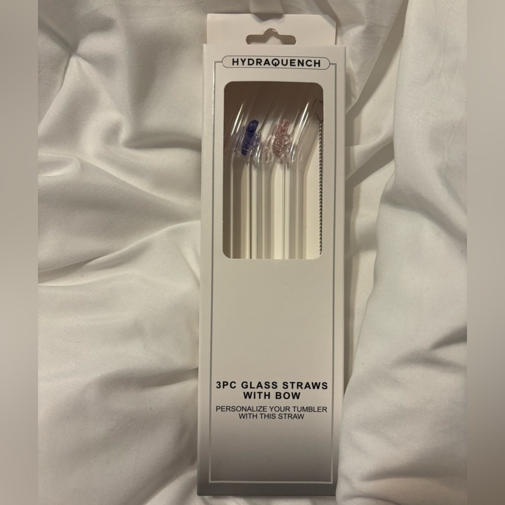 Bow glass straws